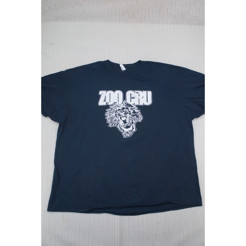 Zoo Crew Shirt Men 3XL XXXL Black No Cages Just Untamed Hustlers Graphic